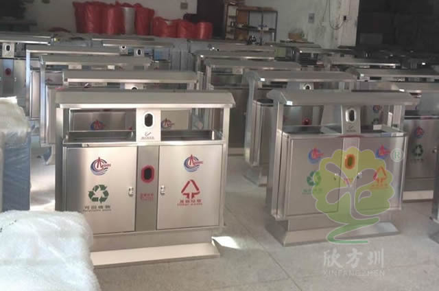 小區常用兩分類不銹鋼垃圾箱 小區常用兩分類不銹鋼垃圾箱