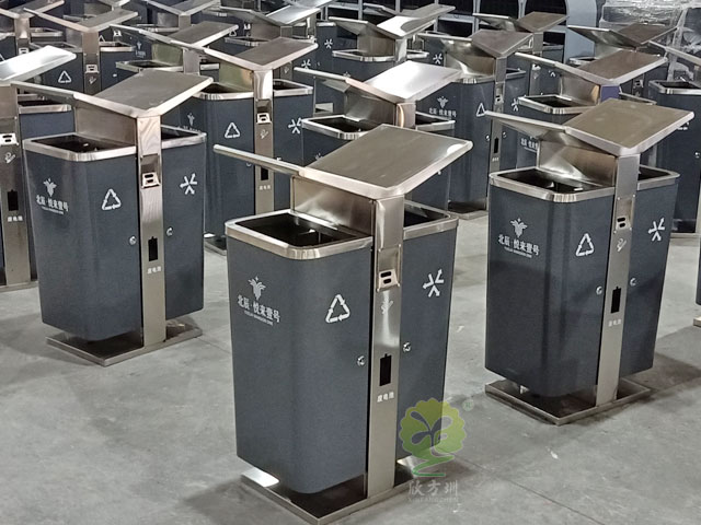 城市戶外展翅果皮箱 城市戶外展翅果皮箱
